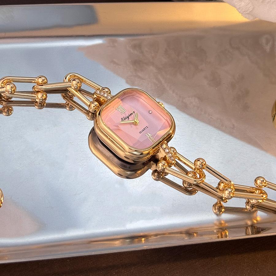 High end Niche Bracelet Style Wristwatch light luxury creative square multi facet glass Women's quartz Watches Chain Antique