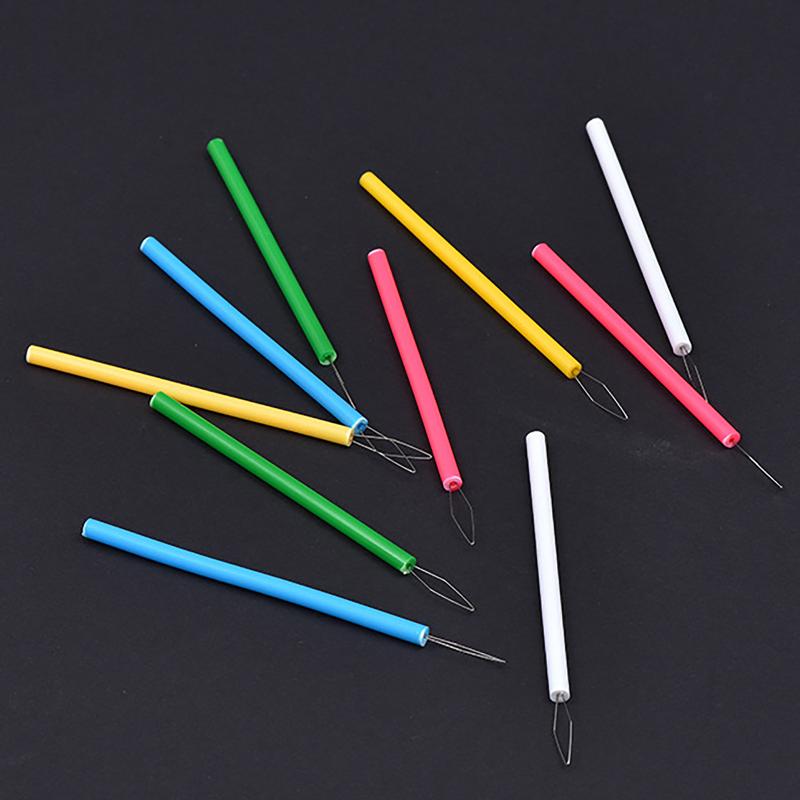 100Pcs Essential Plastic Threading Tool Set For Sewing - A Convenient Sewing Tool Suitable For Beadwork And Handicrafts