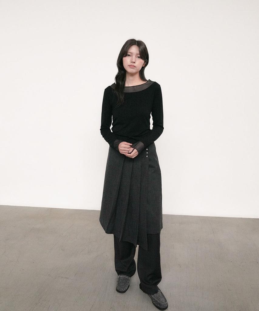 Auro Stud Pleats Skirt [ Charcoal ]