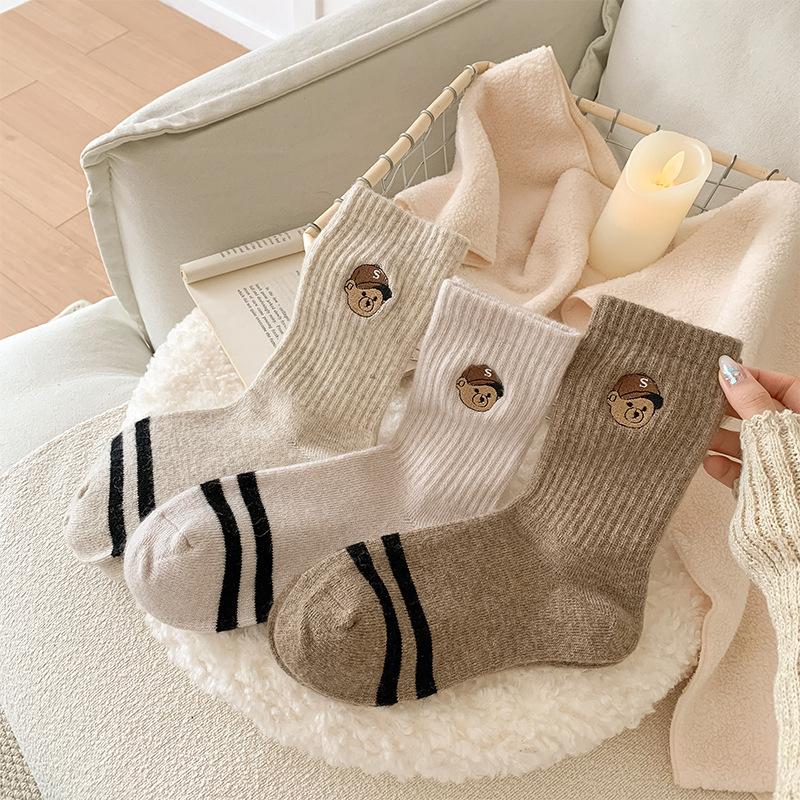 New Bear Wool Socks Women'S Medium Tube Socks Cute Embroidery Thickened Thermal Socks Do Not Slide Wool Socks