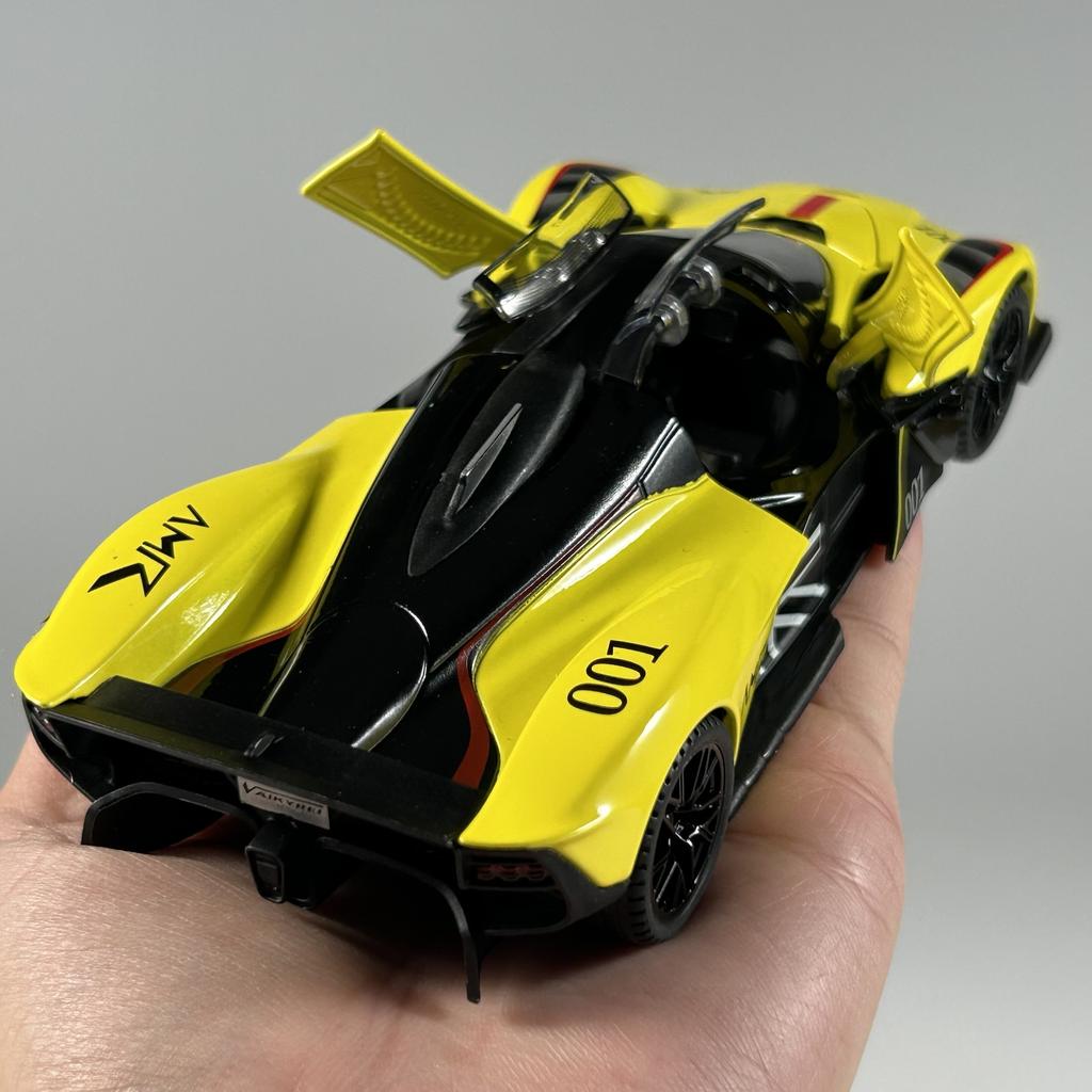 1/32 Aston Martin Valkyrie Supercar Alloy Metal Diecast Model Car Collectibles Boy’s Birthday Gift Home Trendy Ornaments & Gift