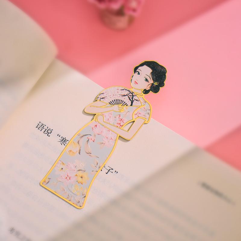 Qipao Series Retro Brass Cutout Bookmarks - Creative Ancient Style Design