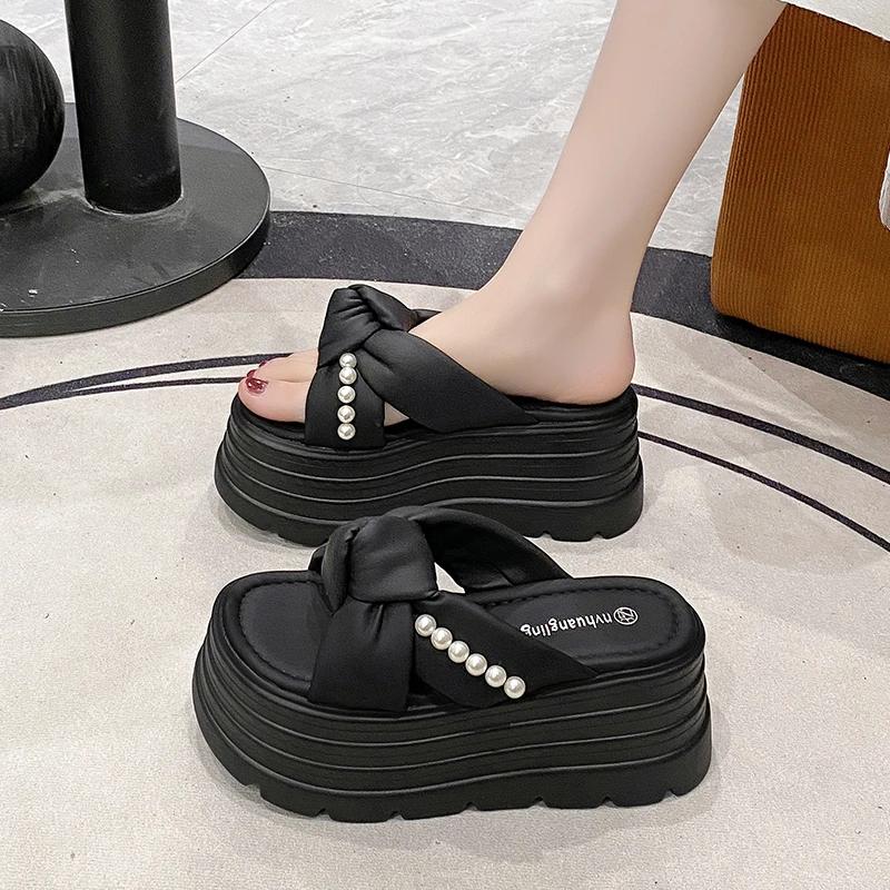 Mode 8CM NEUE Absätze Keil Pantoletten Sandalen Damen Lässig Outdoor Hausschuhe Weiblich Sommer Rutschfest Strand Hausschuhe Gehen Klobige Schuhe Frau