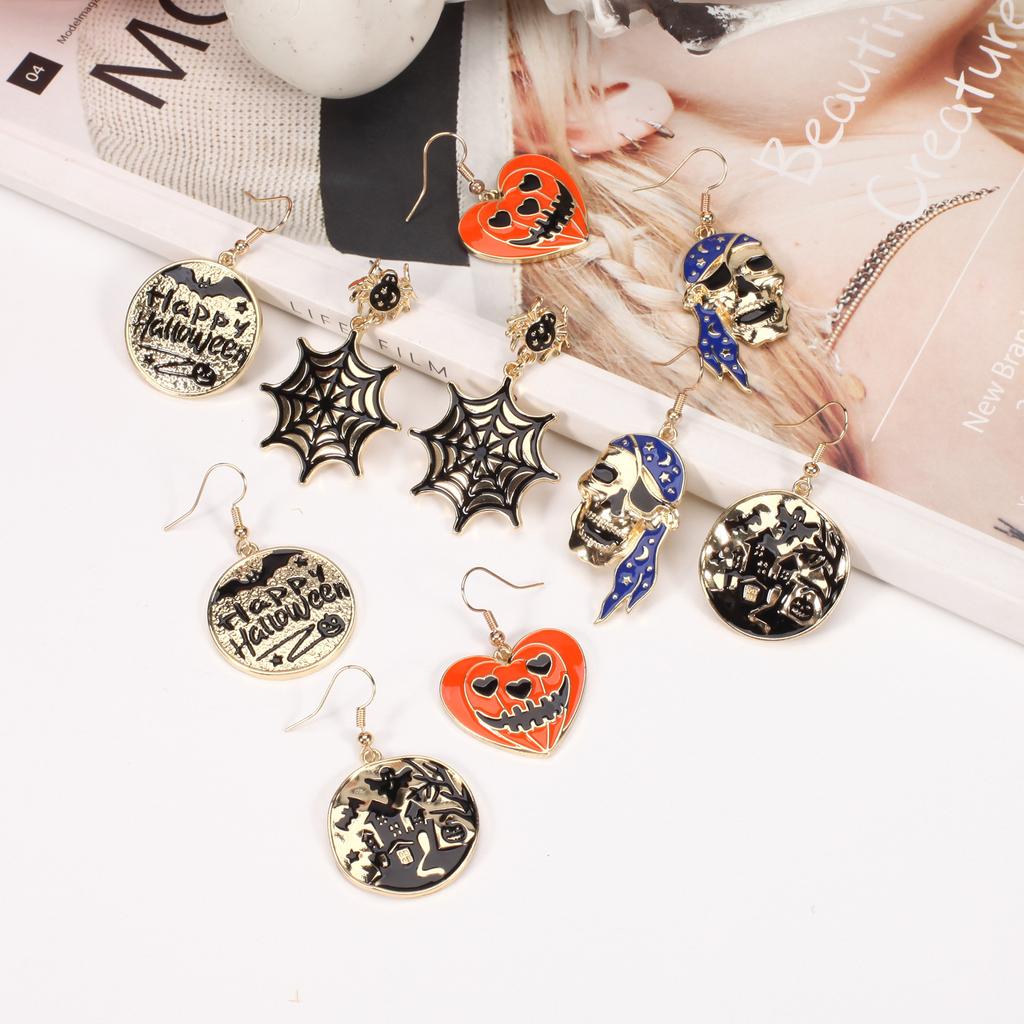 Halloween Earrings Pumpkin Hat Ghost Skull Bat Spider Web Pattern Party Earrings Funny Gift Stud Earrings