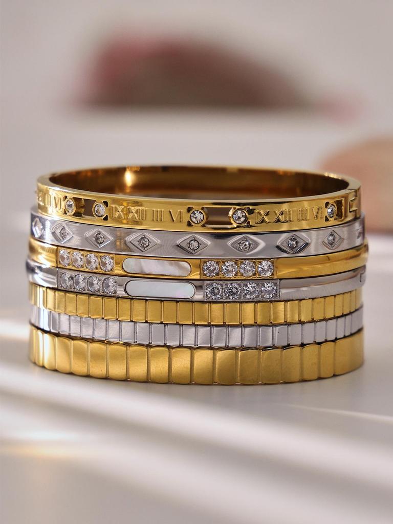 18K Gold-Plated Stainless Steel Bracelet with Zirconia Insets – Geometric Luxury Design