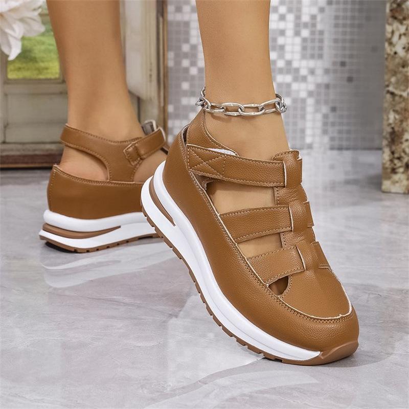 Nya ihåliga sandaler i stor storlek 22 höst och sommar enfärgade ihåliga tjock sula kardborreband casual