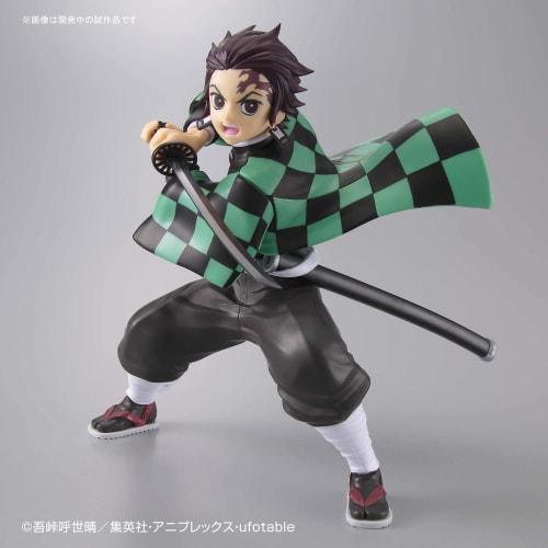 Demon Slayer Kamado Tanjiro Color-Coded Plastic Model