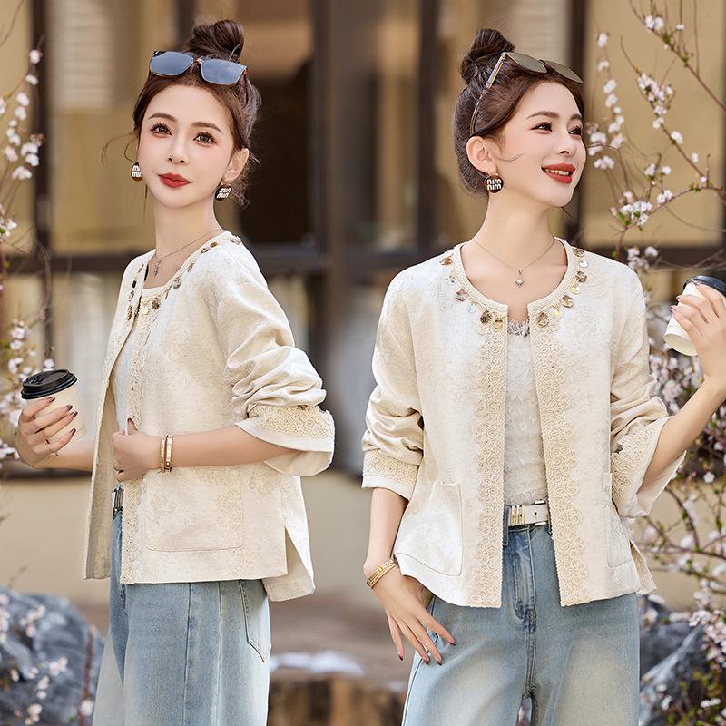 

Женская легкая куртка с вышивкой в новом китайском стиле - дизайн, омолаживающий (WN1001) L (60-70 kg) бежевый