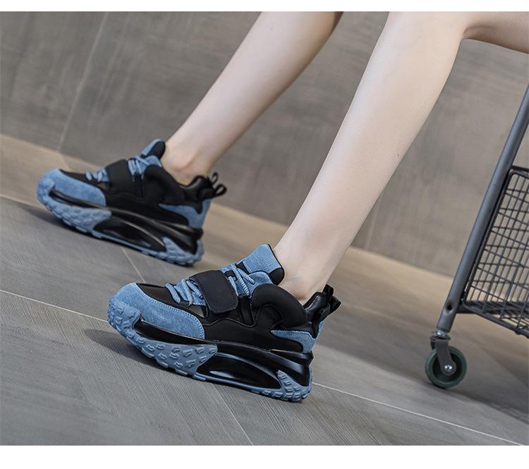 2024 Herbst und Winter Neue Damenschuhe Studentin Koreanischer Stil Dicke Sohle Vielseitige High-Top-Schuhe Lässige Mode-Sneakers