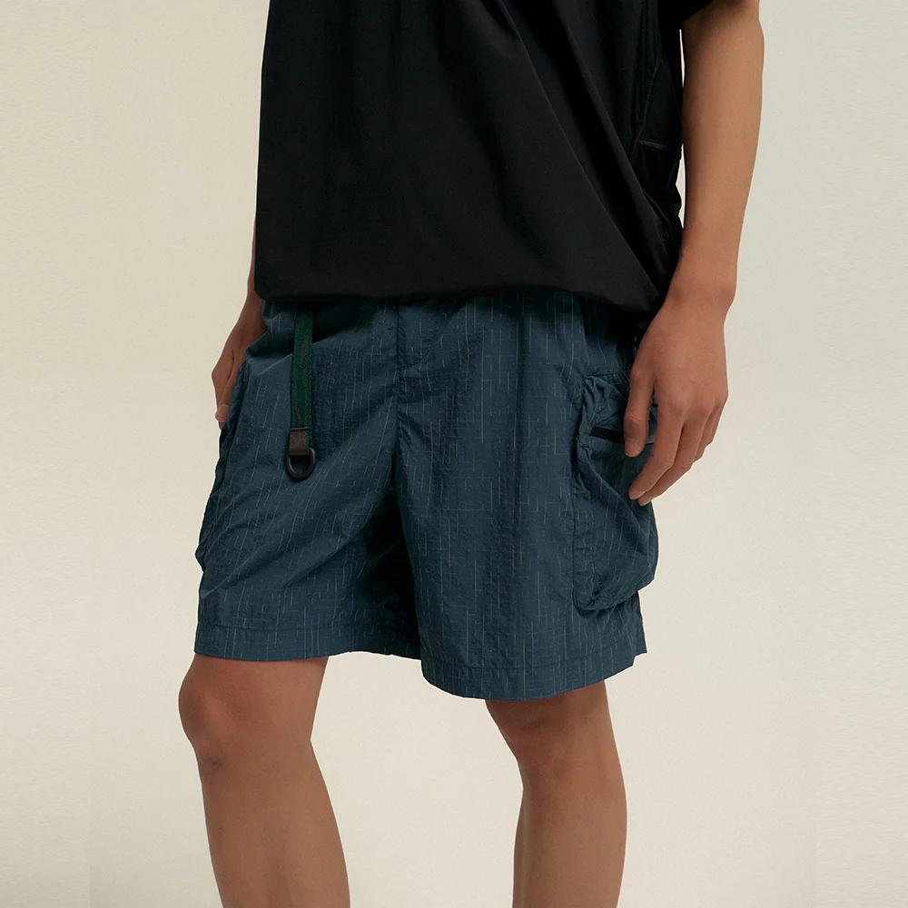 Salomon Pinnacle LT Series Fashion Comfortable Versatile Skin-Friendly Work Shorts Unisex shorts Bright-Charcoal C28063