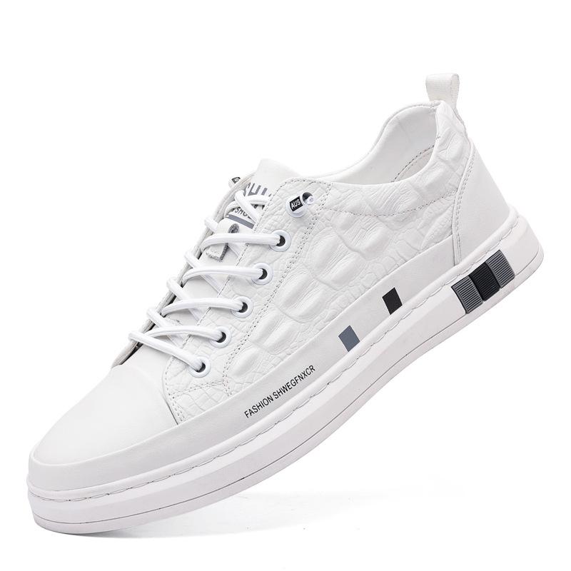 2025 summer breathable little white shoes white flat shoes soft-soled casual leather shoes trendy men's shoes 2025