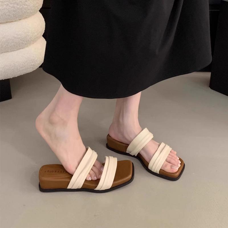 Beautiful Thick-soled Slippers for Women's Summer Wear 2025 New High-end One-word Sandals with Skirts, Vacation Beach Sandals