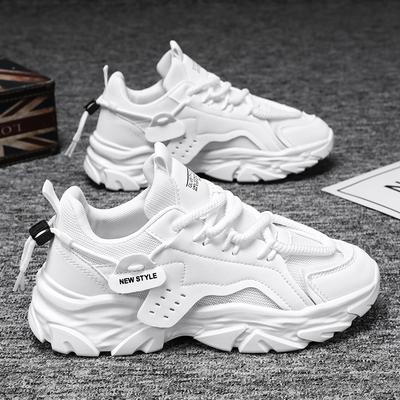 Sommer Herrenschuhe neue atmungsaktive Mesh-Schuhe Herren Trend vielseitige dicksohlige schwarze Sportschuhe lässige Herren
