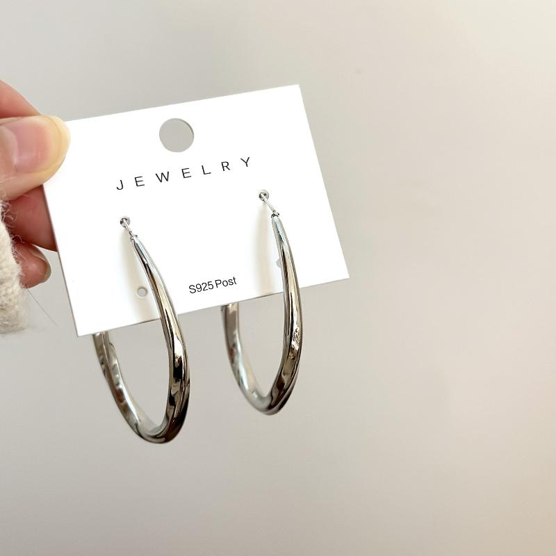 Trendige Ohrringe Creolen Ungleichmäßige Gestreifte Hiphop Rock Stil Ungewöhnliche Schlaufenohrringe Für Mädchen Täglichen Schmuck Geschenk