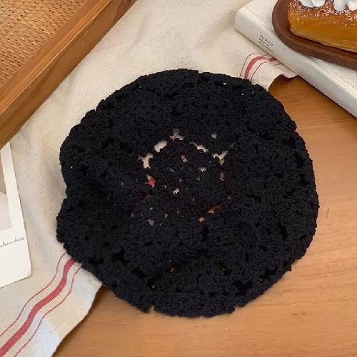 Japanese Retro Hollow Beret Women's Summer Thin Face Small Handmade Crochet Y2k Spice Girl Painter Hat