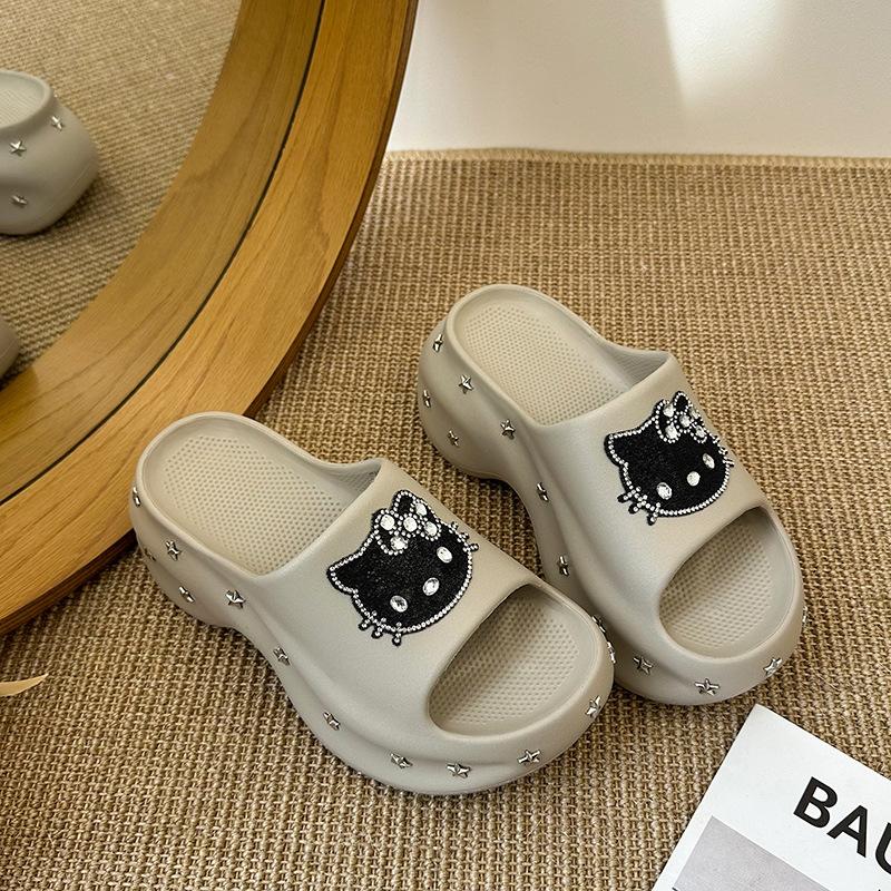 

Шлепанцы на толстой подошве, увеличивающие рост, для женщин, для ношения весной и летом 2025 года, новая обувь с отверстиями, милые маленькие пляжные крутые шлепанцы 41 хаки