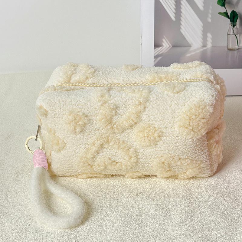 Heart Plush Large Capacity Travel Makeup and Toiletry Bag