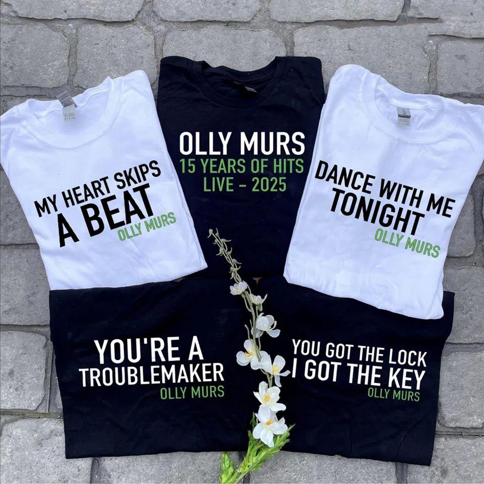 

Olly Murs Unofficial Concert T-Shirt Funny Gift for music lovers Classic T-shirt S