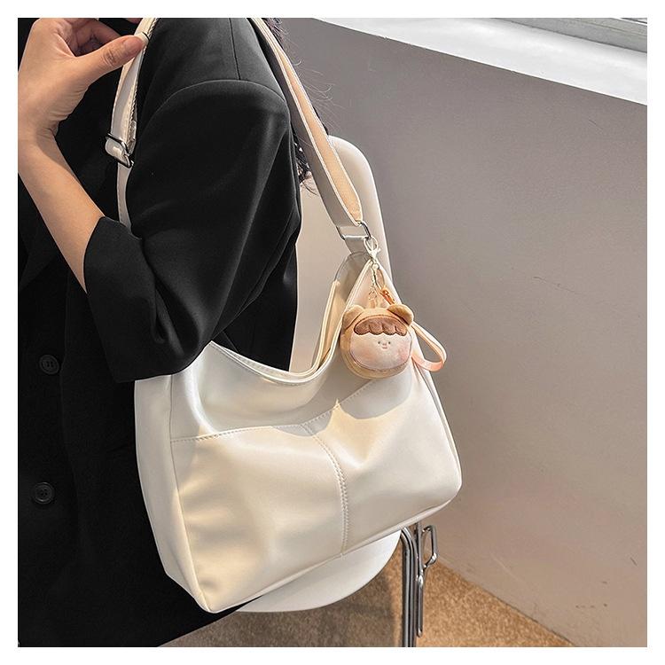 IELGY women's soft leather retro bucket bag, large-capacity crossbody shoulder tote bag (free pendant)