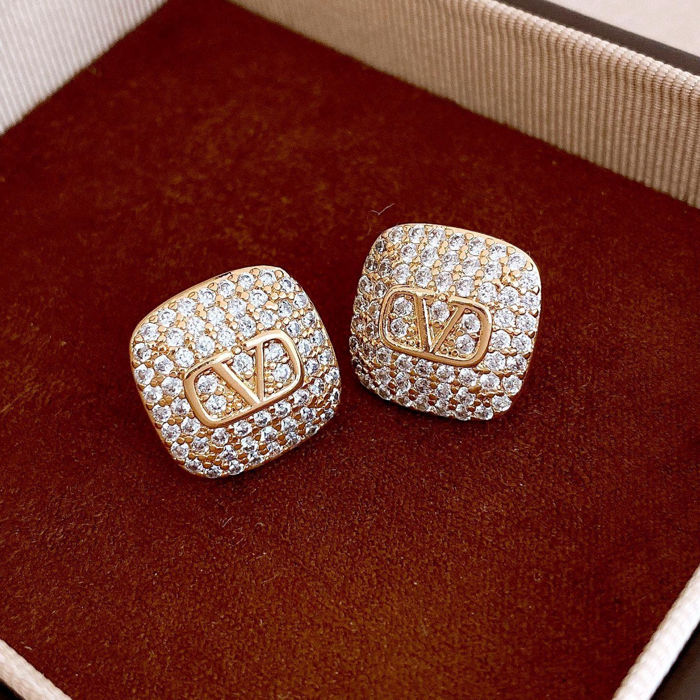 European and American retro temperament zircon square letter earrings, earrings, exquisite earrings, women