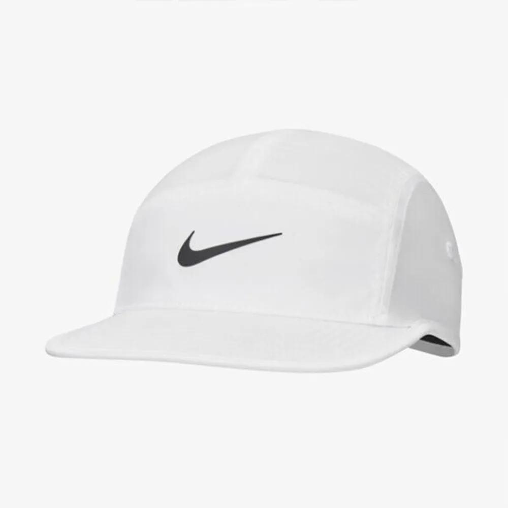 Hat NQK FB5624-100 Dri-FIT Fly Unstructured Swoosh Cap 58
