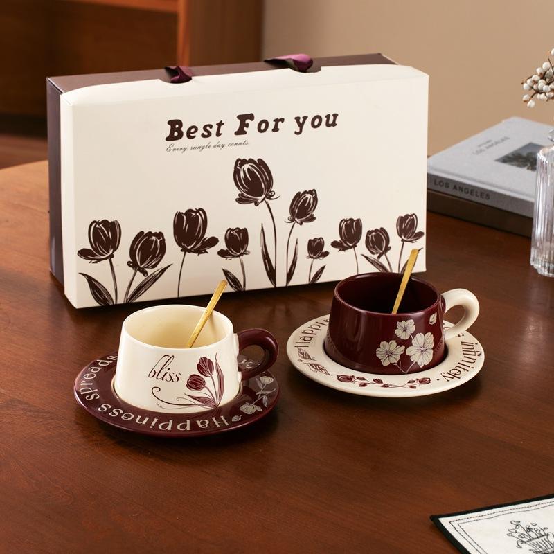 Flower Cup and Saucer Set To Cup Gift Box Light Luxury Coffee Cup Couple Ceramic Mug with Lid Spoon Souvenir Gift