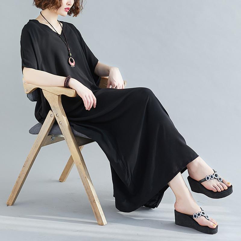 Plus-size Women's Bohemian V-neck Dress Solid Color Skirt