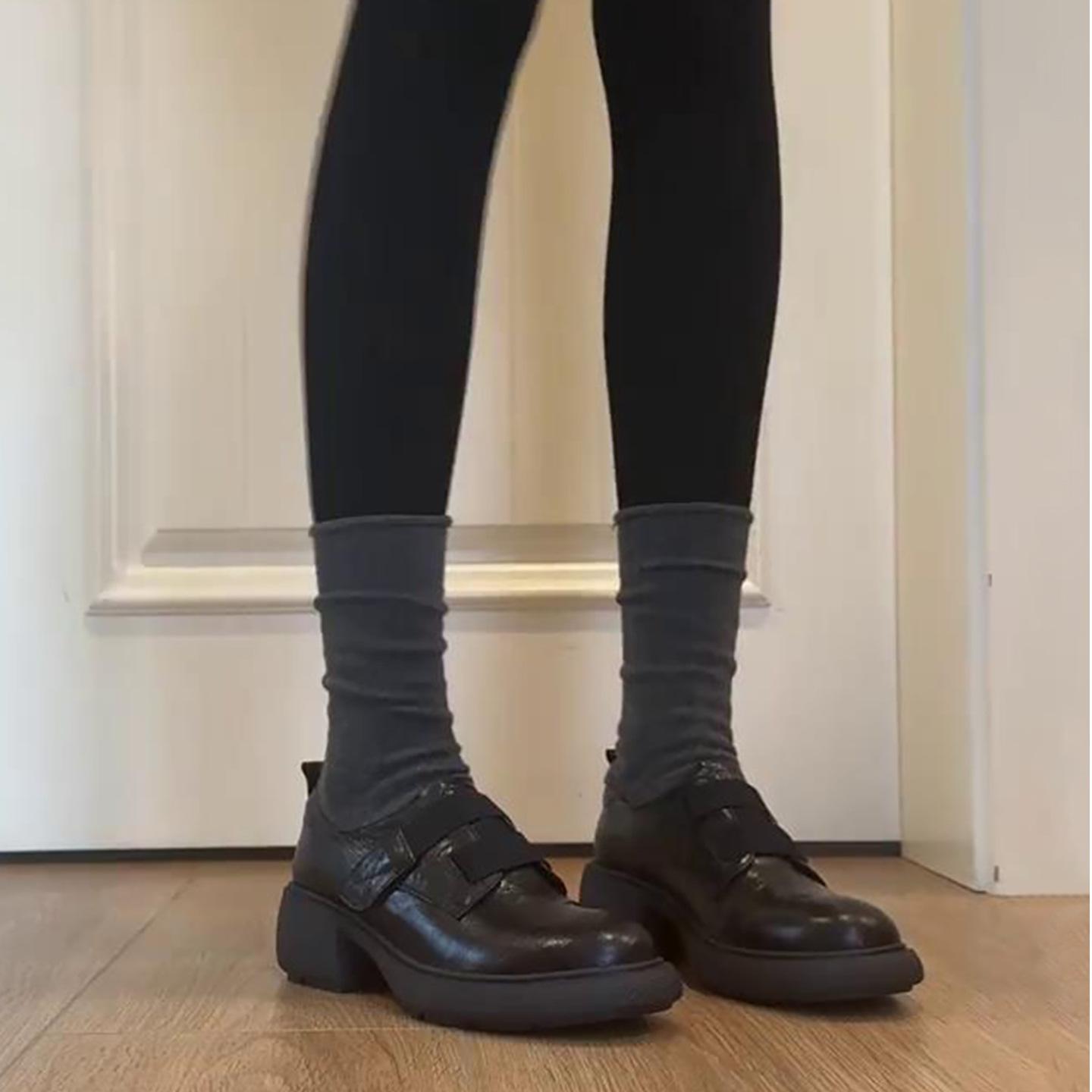 

Platform loafers women s 2025 autumn new retro fashion versatile high heel British style small leather shoes single shoes 40