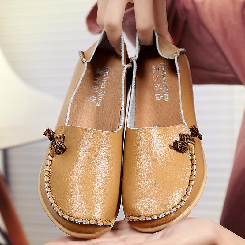 Women's Leather Shoes Flat Bottom Ladies Casual Mom Shoes Soft Loafers Women's Shallow Summer Comfort Flats Nursing Shoes