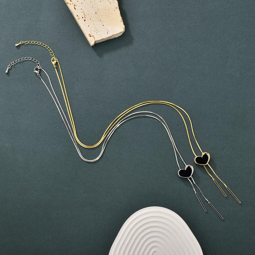 High-end Heart Pendant Necklace With Unique Snake Chain And Timeless Style