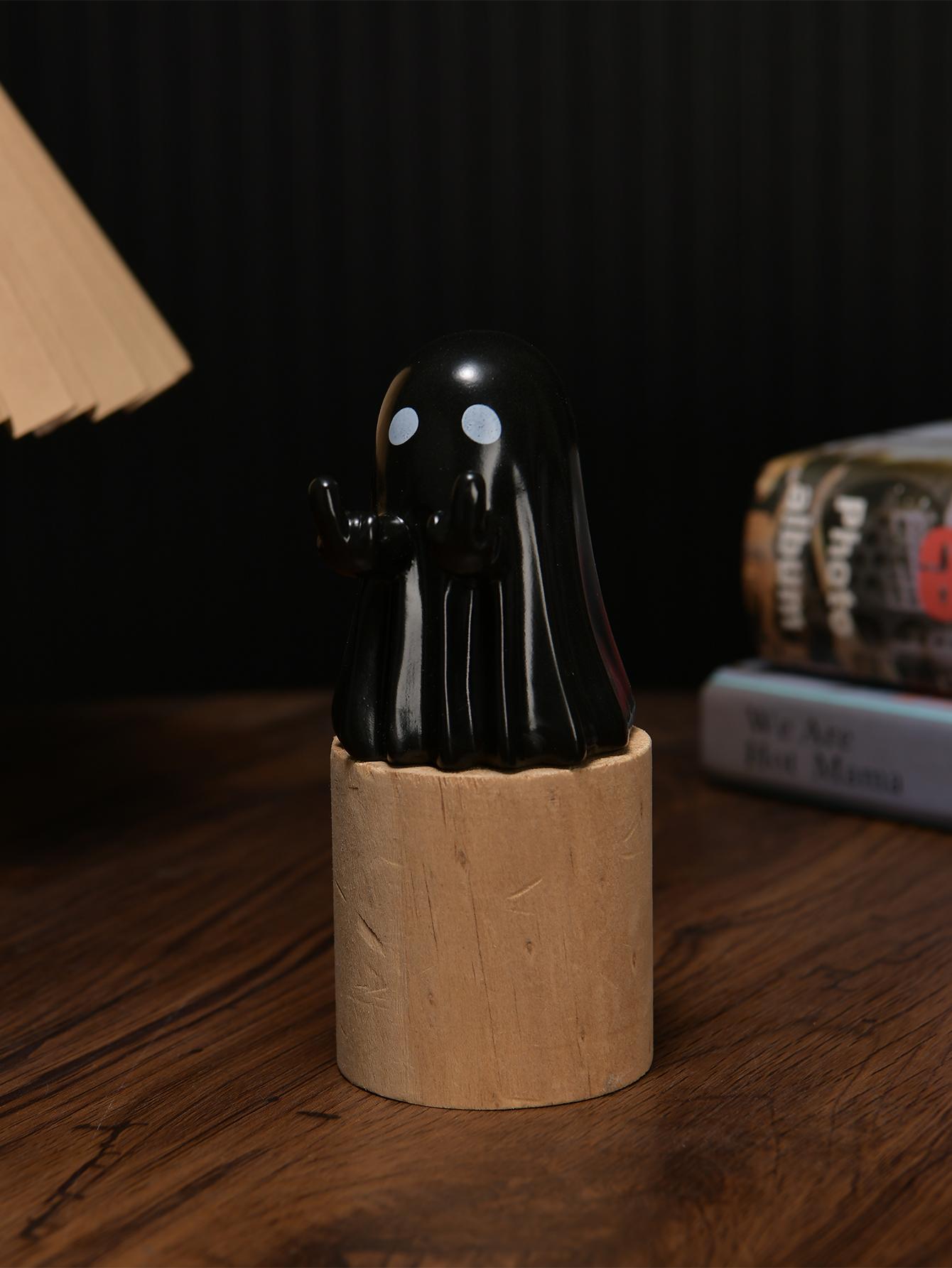 

Многофункциональные статуэтки привидений Милые привидения Привидения Маленькие привидения ужасов Хэллоуин Украшения для дома Центральные элементы для кофейного столика Полка чёрный