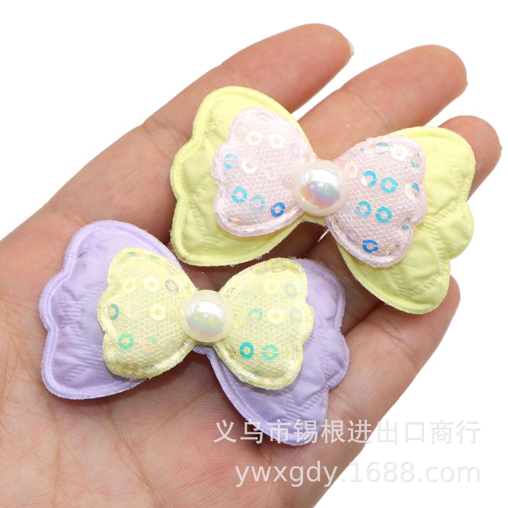 Light Double-Layer Sequin Bow Appliqué with Pearl Center