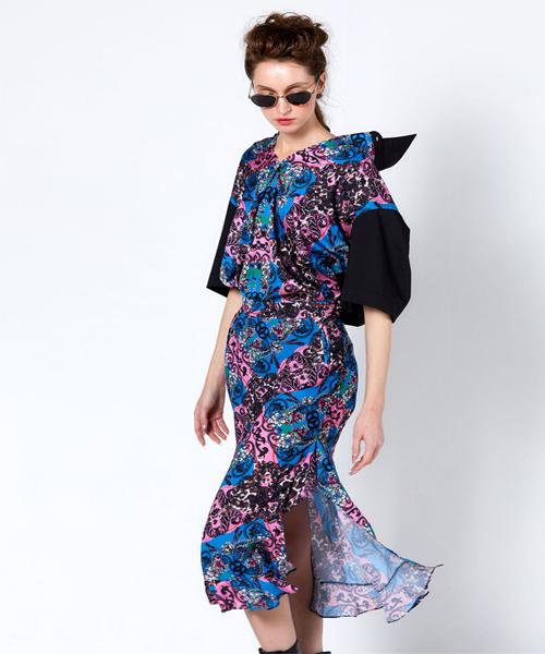 GREEDILOUS Tile Print Shirt