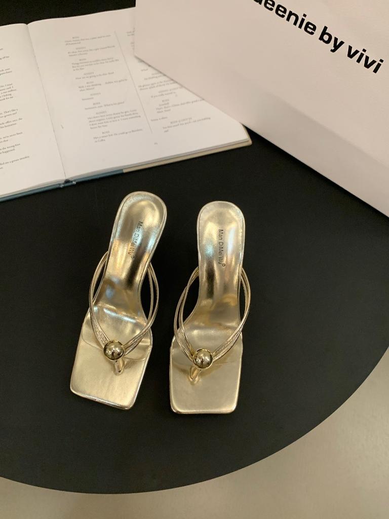 French temperament sandals high-end flip-flops women's shoes wear 2024 new summer high heels sandals