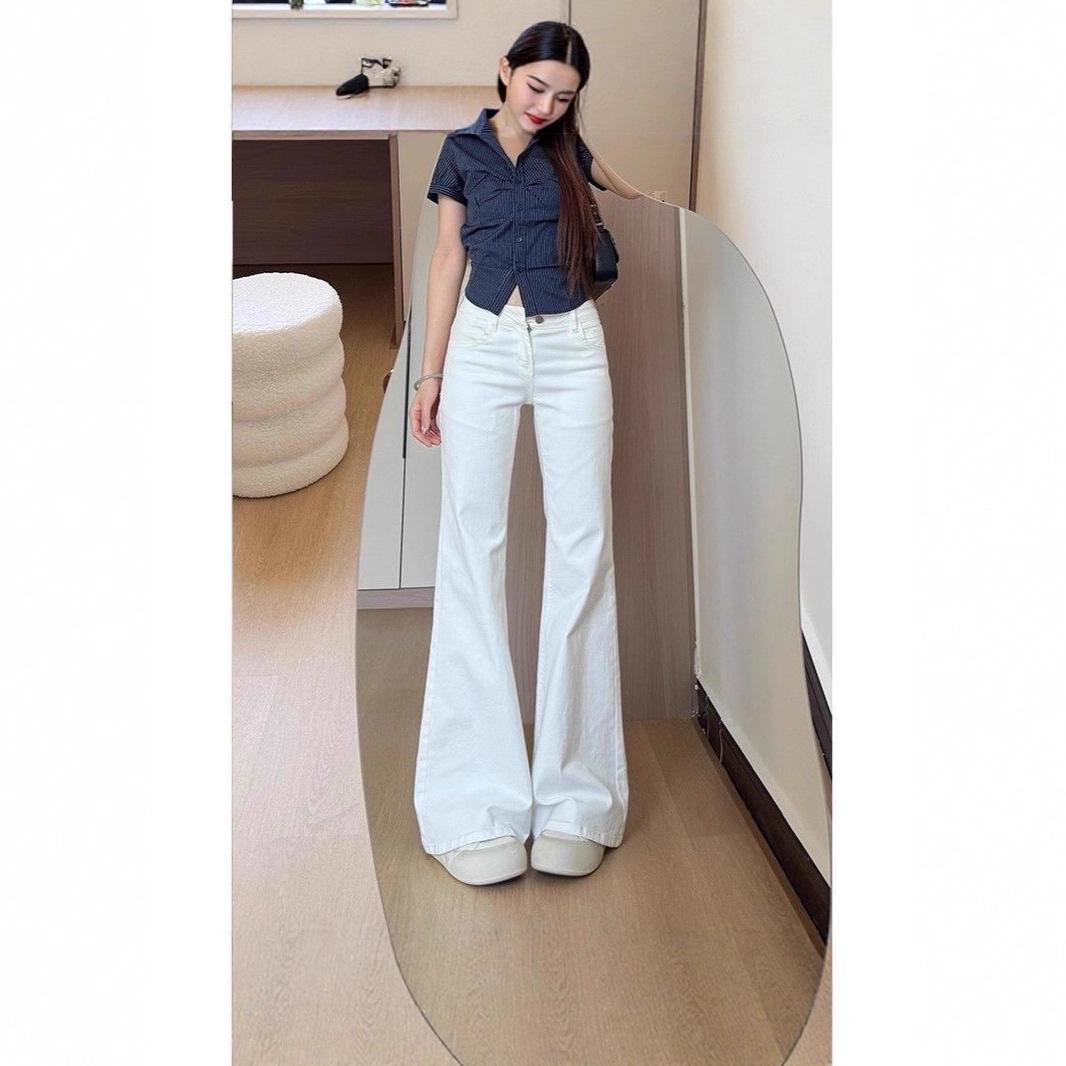 

Women s High-Waist White Micro-Flare Jeans, Slimming Bell Bottoms, Loose Fit, Autumn Style, Ideal for Pear Shapes XS белый