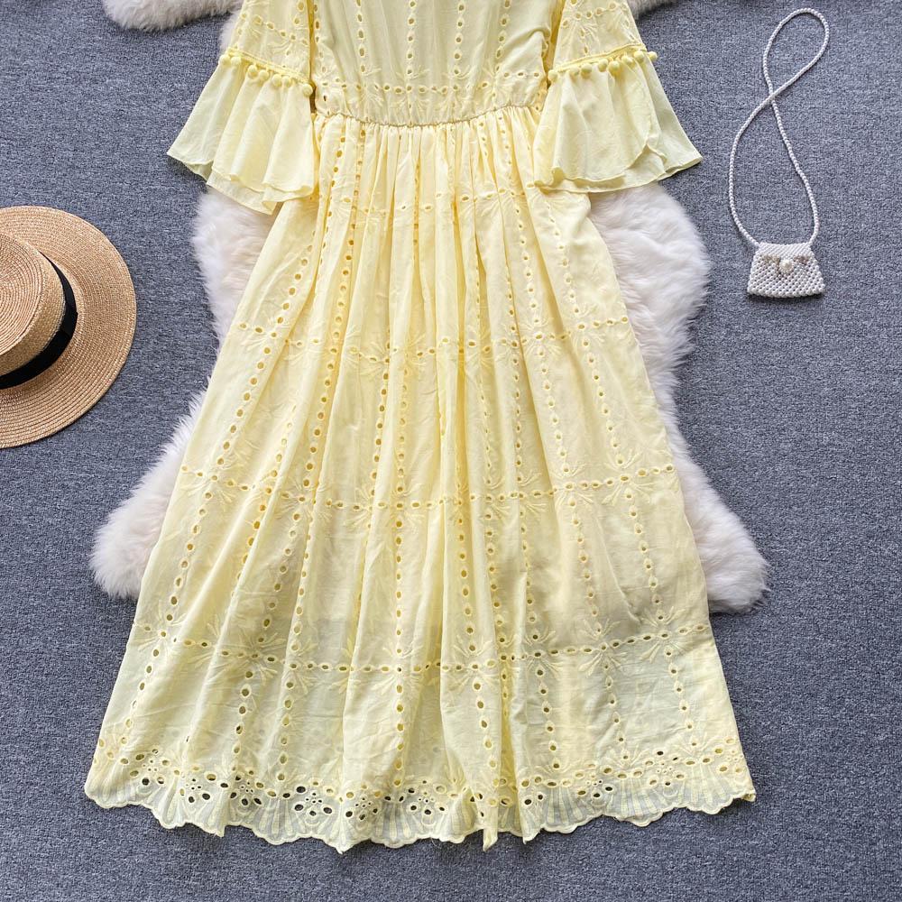 RUGOD French Retro Ethnic Embroidered Round Neck Flared Sleeve Dress Women's Loose Temperament All-match A-line Long Dress