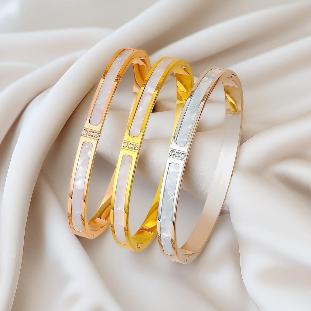 Women's Rose Shell Bracelet Three Simple Fashionable Temperament Buckle Bracelet