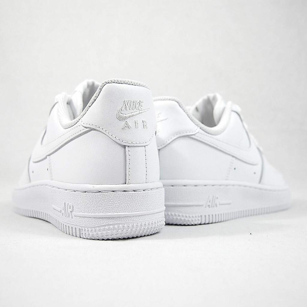 Nike WMNS AIR FORCE 1 Air Force 1 Klasik ABD Beden '07 BEYAZ/BEYAZ Kadın Düşük Üst Spor Ayakkabıları, Kadın Düşük, Beyaz, Model, DD8959-100, 8-25.0cm [Kullanılmış]
