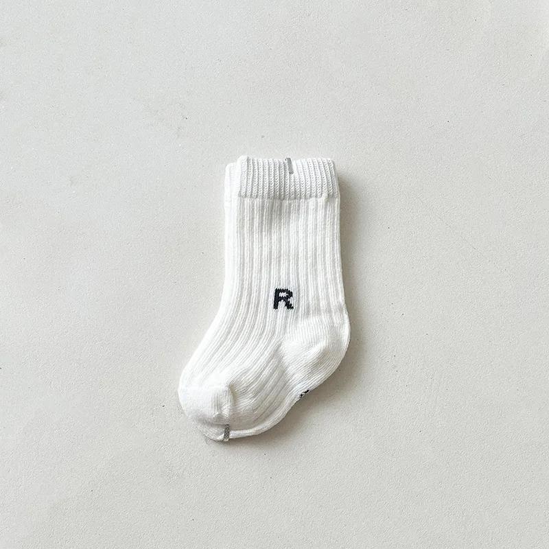 

Корейские модные носки с надписями для малышей, мальчиков и девочек, дышащие мягкие носки для младенцев, малышей, детей, повседневные спортивные носки 0-6 лет M(2-4 years old)