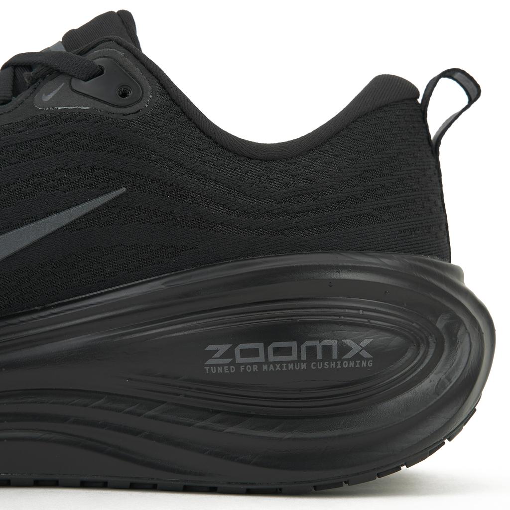 Nike Vomero Plus Nero Metallizzato Grigio Scuro Scarpe da Ginnastica da Uomo Grigio Freddo Grigio Fumo Scuro HV8150-003