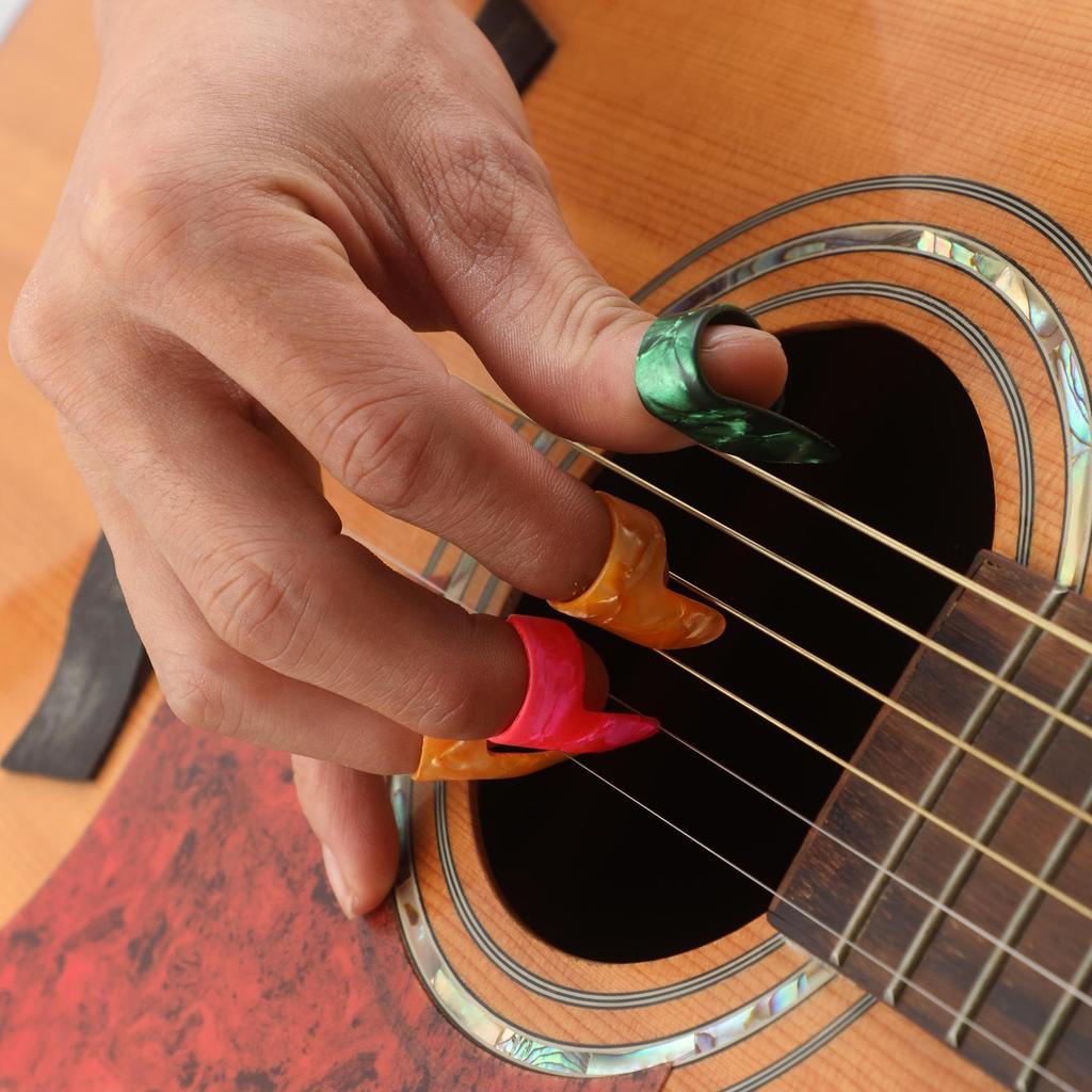 Guitar Accessories Kit: Strings, Capo, Plectrum & 3-in-1 String Change Tool