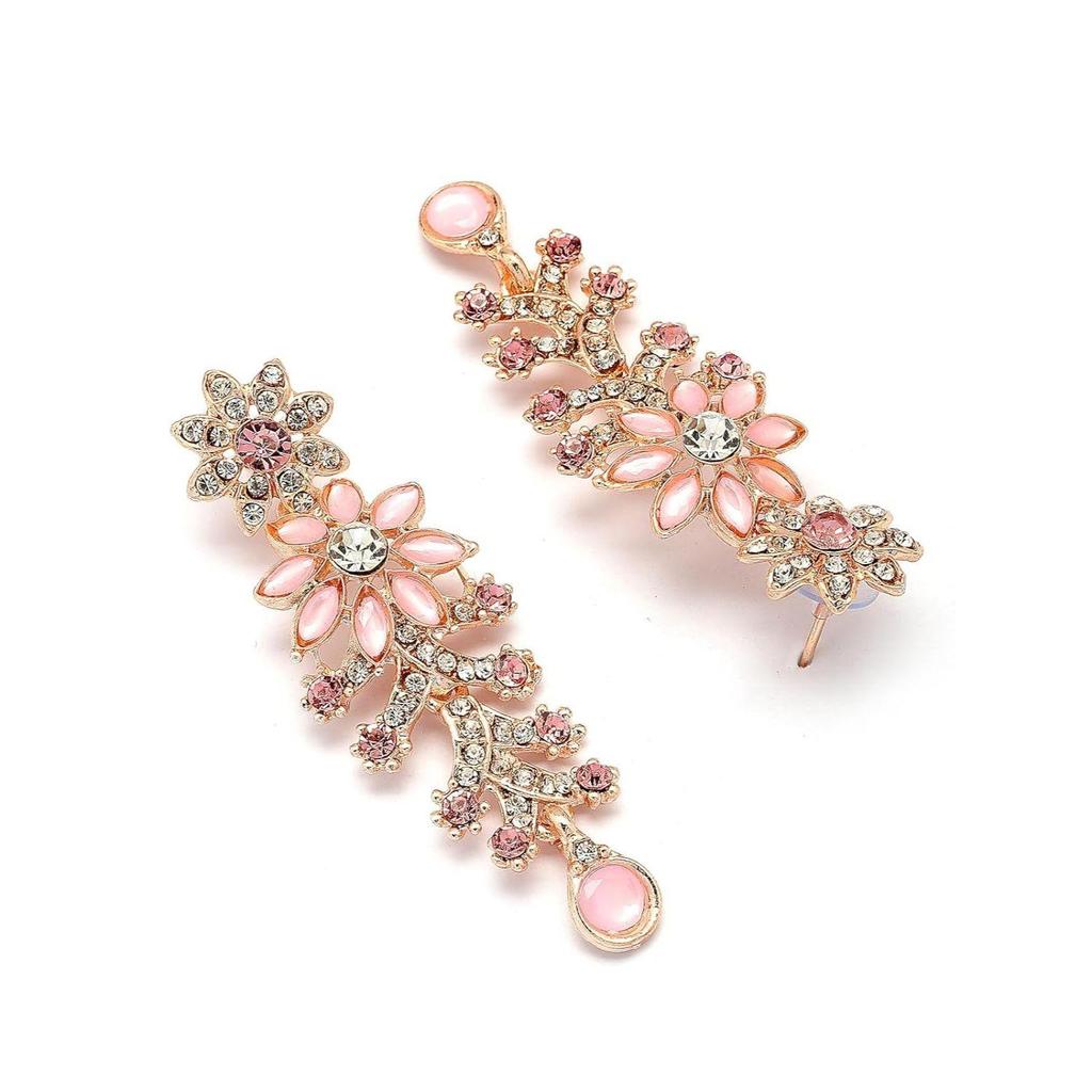 Charming Diamonds Studded Floral Choker Necklace with Danlge Earrings Maangtikka Jewellery Set for Women & Girlsf