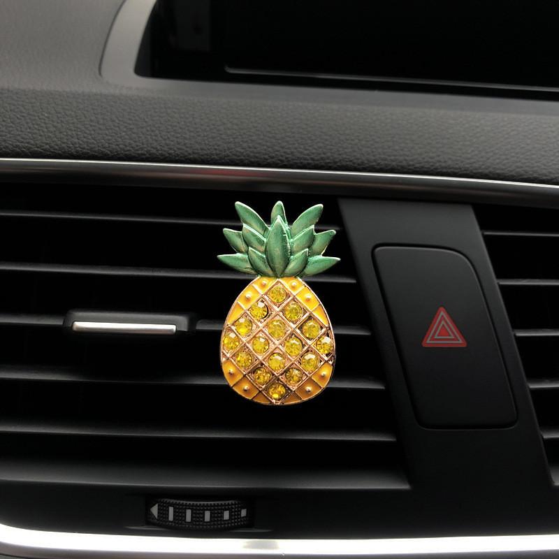 Neuer Auto-Lüftungsschlitz-Parfümclip Erfrischender Ananasduft Dekorative Legierung