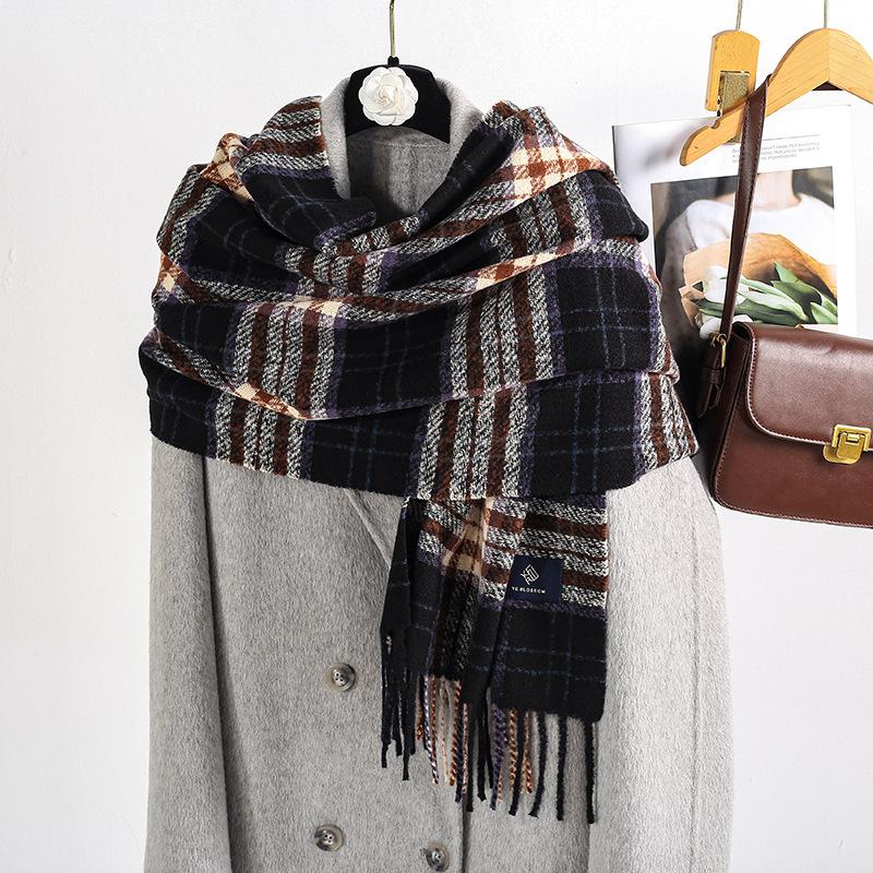 Korean version of imitation cashmere plaid scarf women's autumn and winter thickened warm scarf student versatile scarf live broadcast explosion