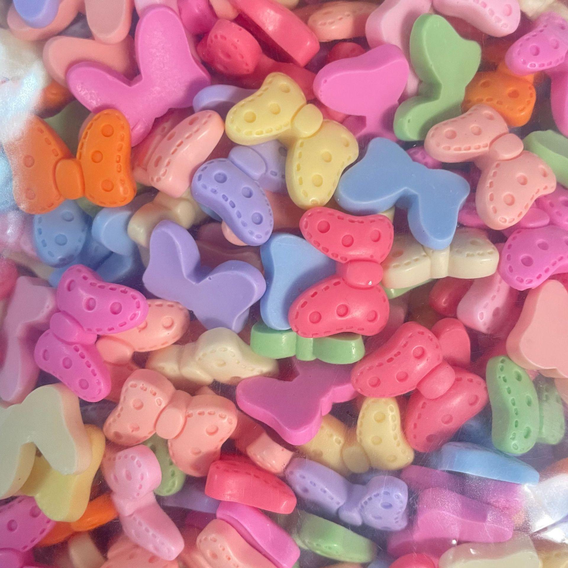 

Кремовый чехол для мобильного телефона с нашивкой и мультяшными украшениями из смолы своими руками 1 macaron bow