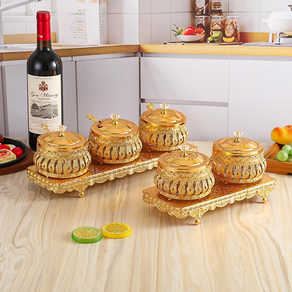 Golden Seasoning Jar Hollowed-out Metal Golden Salt Shaker Kitchen Storage Box Seasoning Box Spice Jars Set Salt Organizer