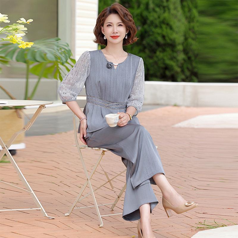 2026 Summer Fashion: Elegant Two-Piece Wide-Leg Pants Set for Middle-Aged and Elderly Women