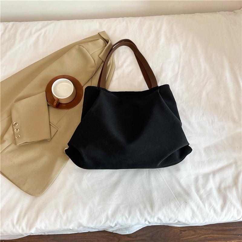Simple large-capacity tote bag, student class canvas bag, shoulder bag, commuting versatile casual solid color handbag, women