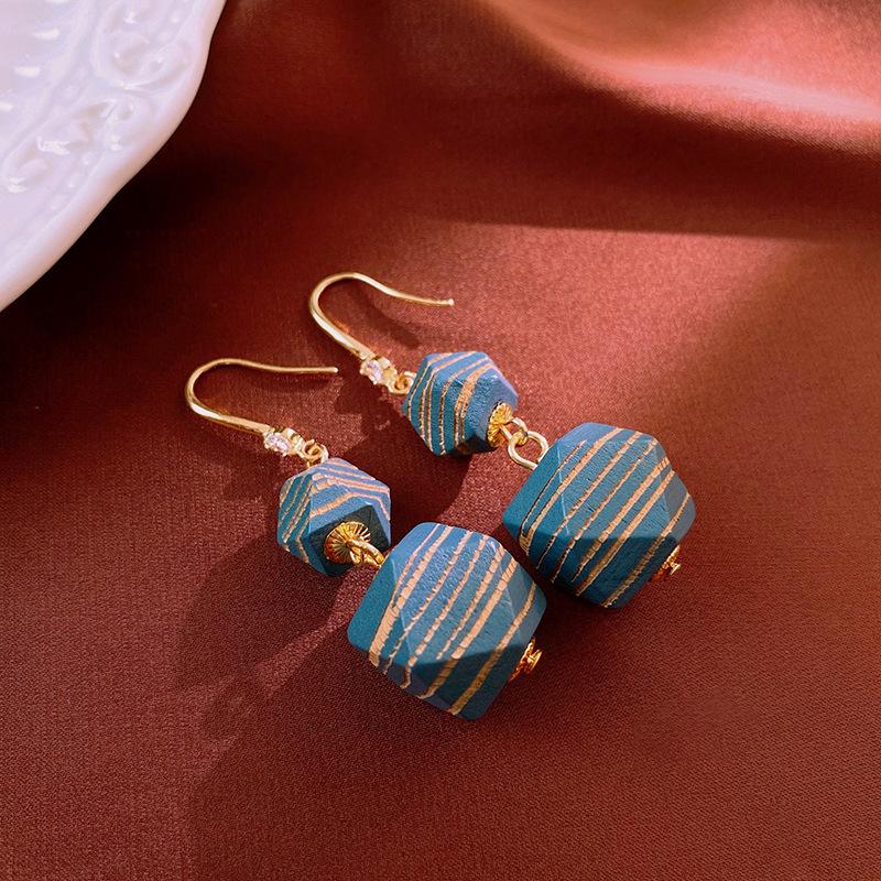 

High-End Retro Striped Bead & Zircon Geometric Ear Hook Earrings for Women