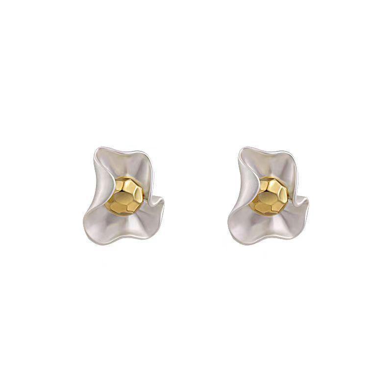 Luxurious Matte Petal Earrings: Unique Niche Style for Women, 2025 Trend